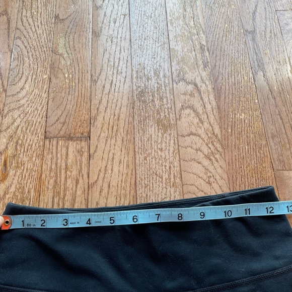 under armour yoga pants - Picture 3 of 3